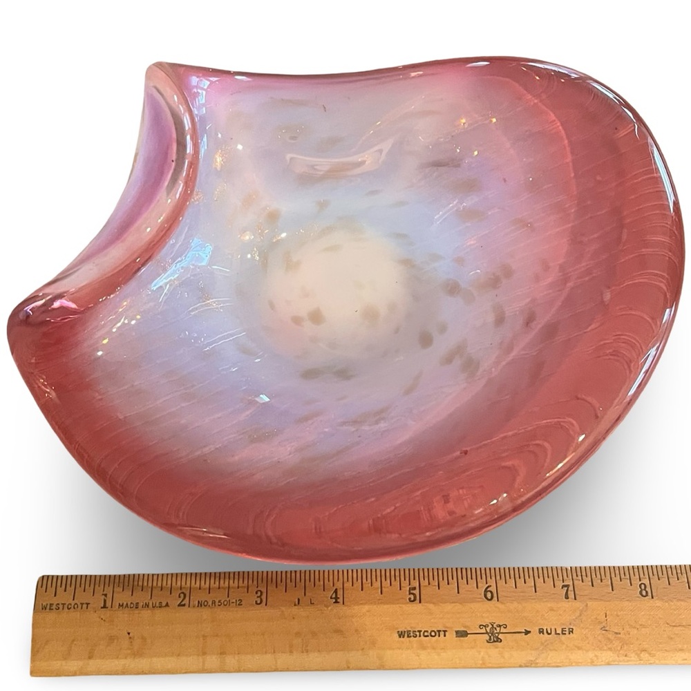 Mid-Century Fratelli Toso Murano White Opaline, Pink and Gold Art Glass Bowl - Picture 9 of 9